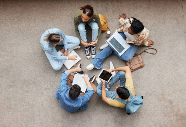 Students using computers in an ICT lesson